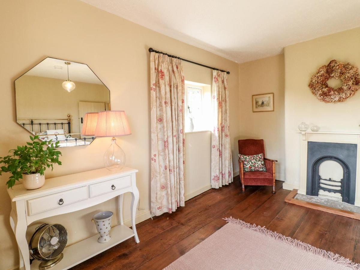 Bluebell Cottage Rugeley Ngoại thất bức ảnh